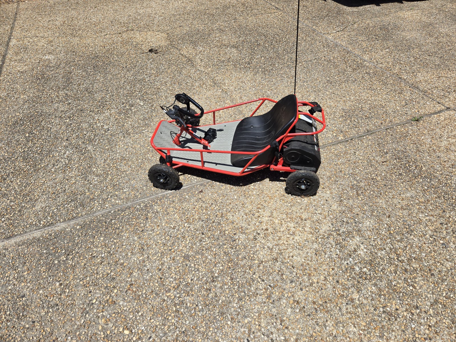 Razor Dune Buggy Children 8 and up 120 lb max