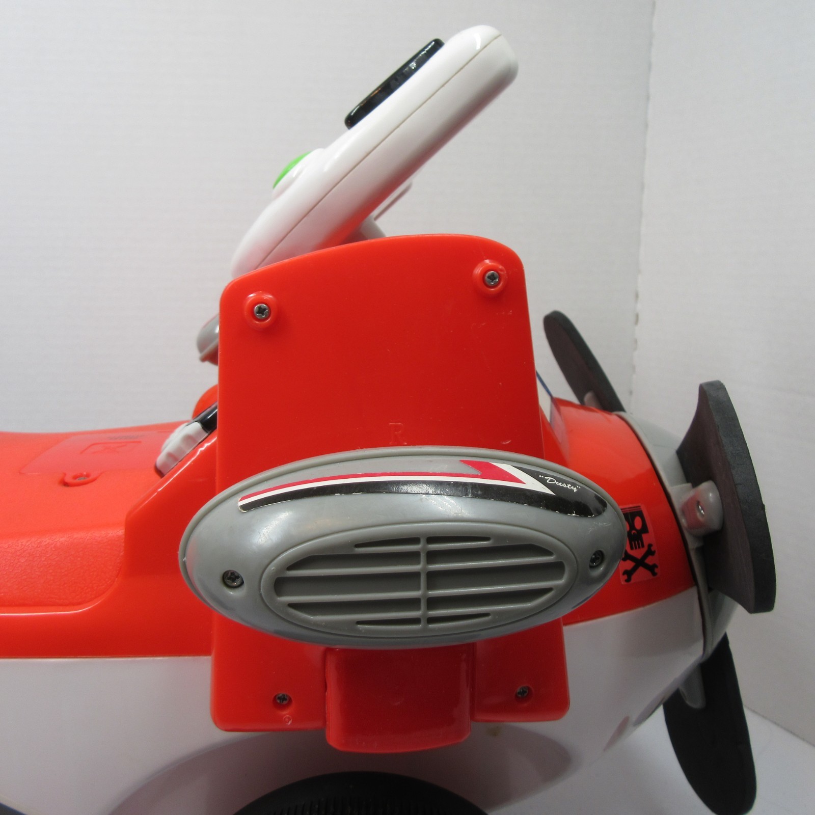 Kiddieland Disney Planes Fire & Rescue Ride On Toy Dusty Crophopper With Sounds