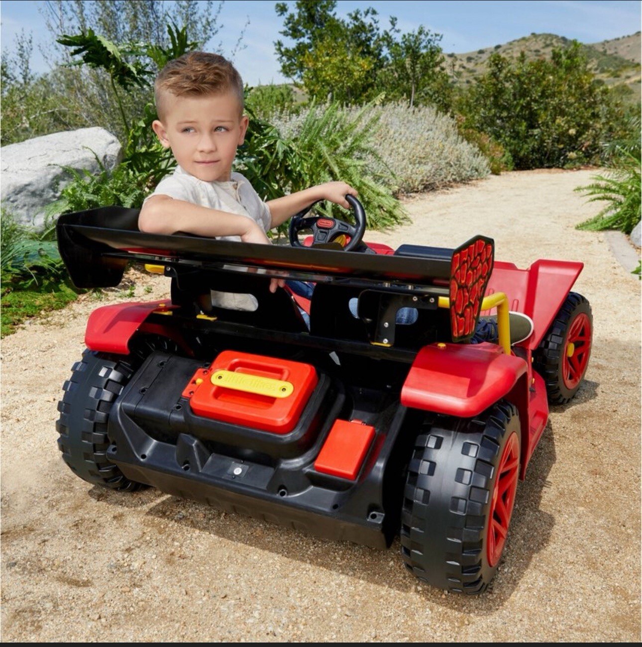 Little Tikes Dino Dune Buggy 12V Powered Ride-on, Portable Rechargeable Battery