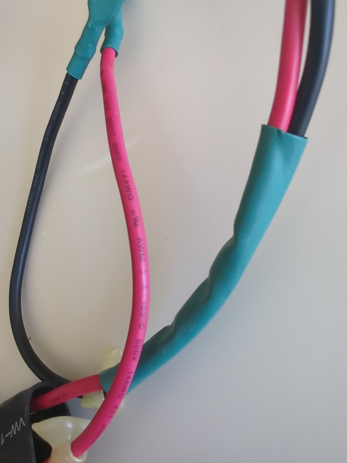 wire harness connector 12-volt_tonka dump truck ride on from dynacraft (oem)