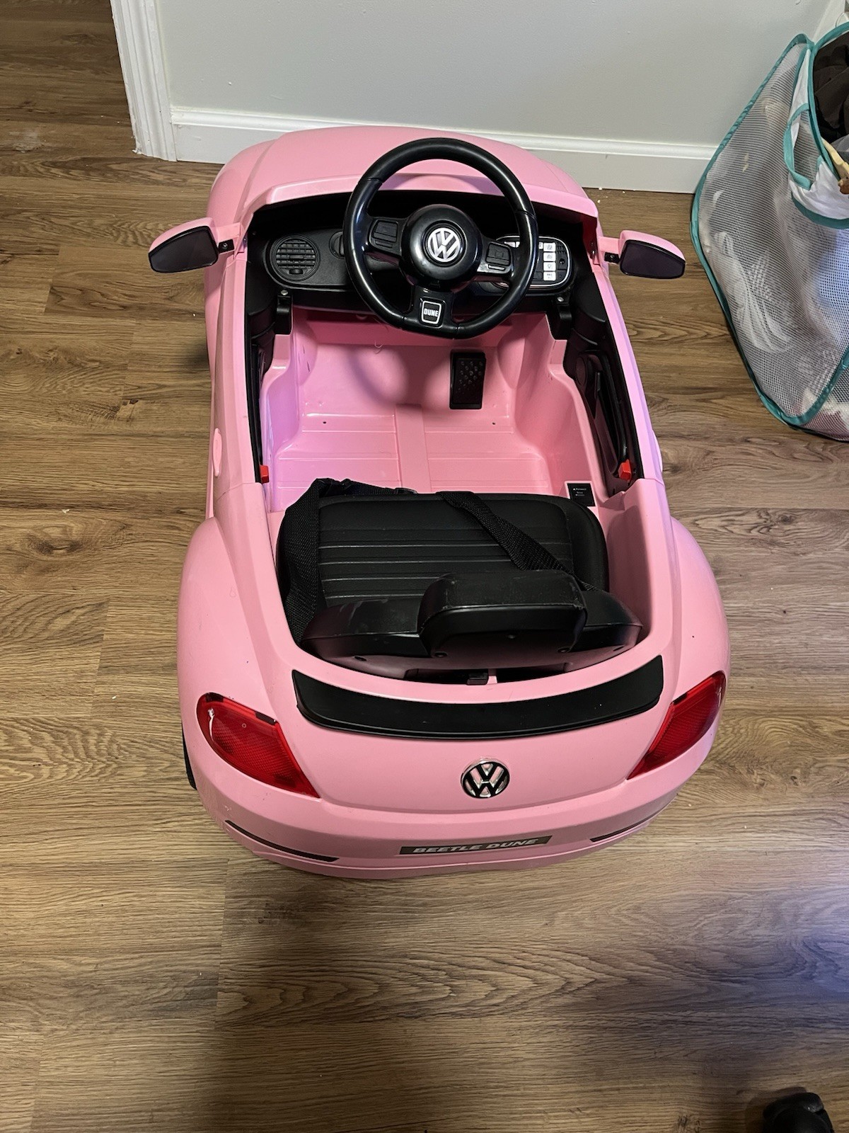 Best Choice Products 12-Volt Ride On Sports Car – Pink