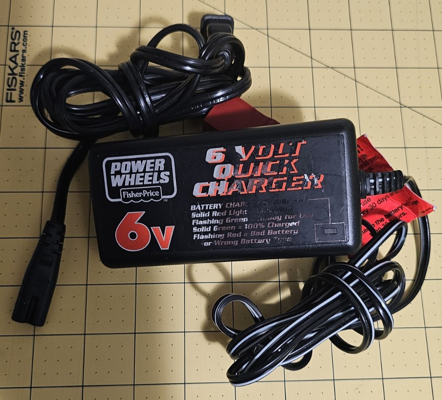 POWER WHEELS FISHER PRICE 6 VOLT QUICK BATTERY 6V 2.5A FAST CHARGER 00801-1484