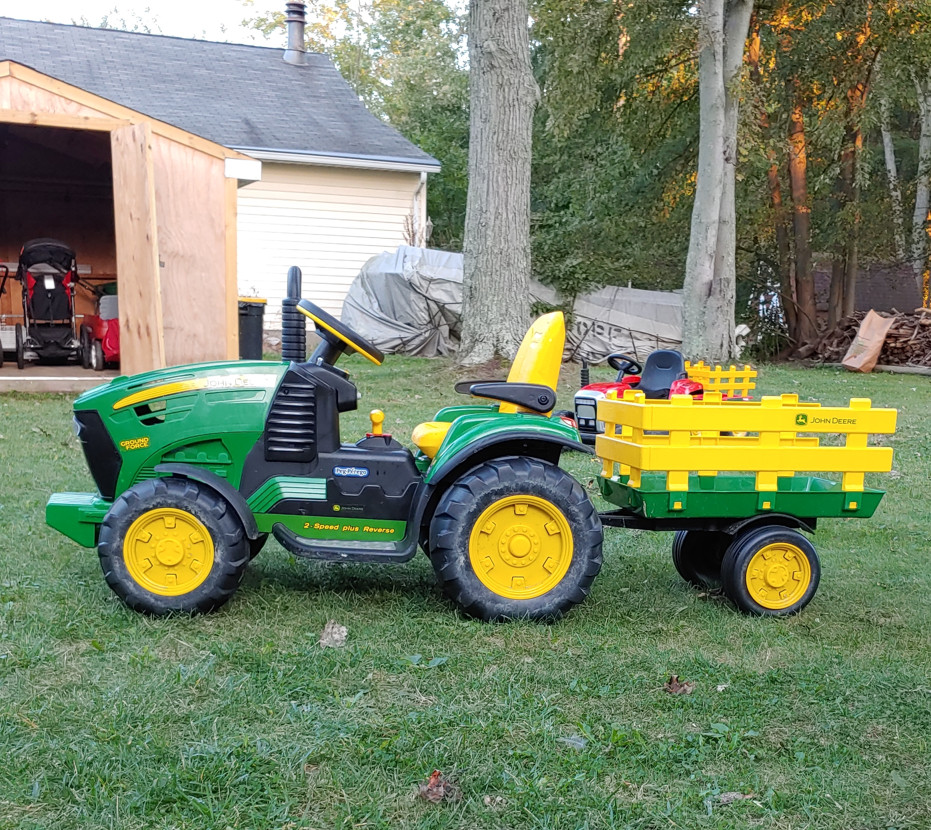 Kids Ride On John Deere Electric Battery Powered Tractor Trailer Childrens Car