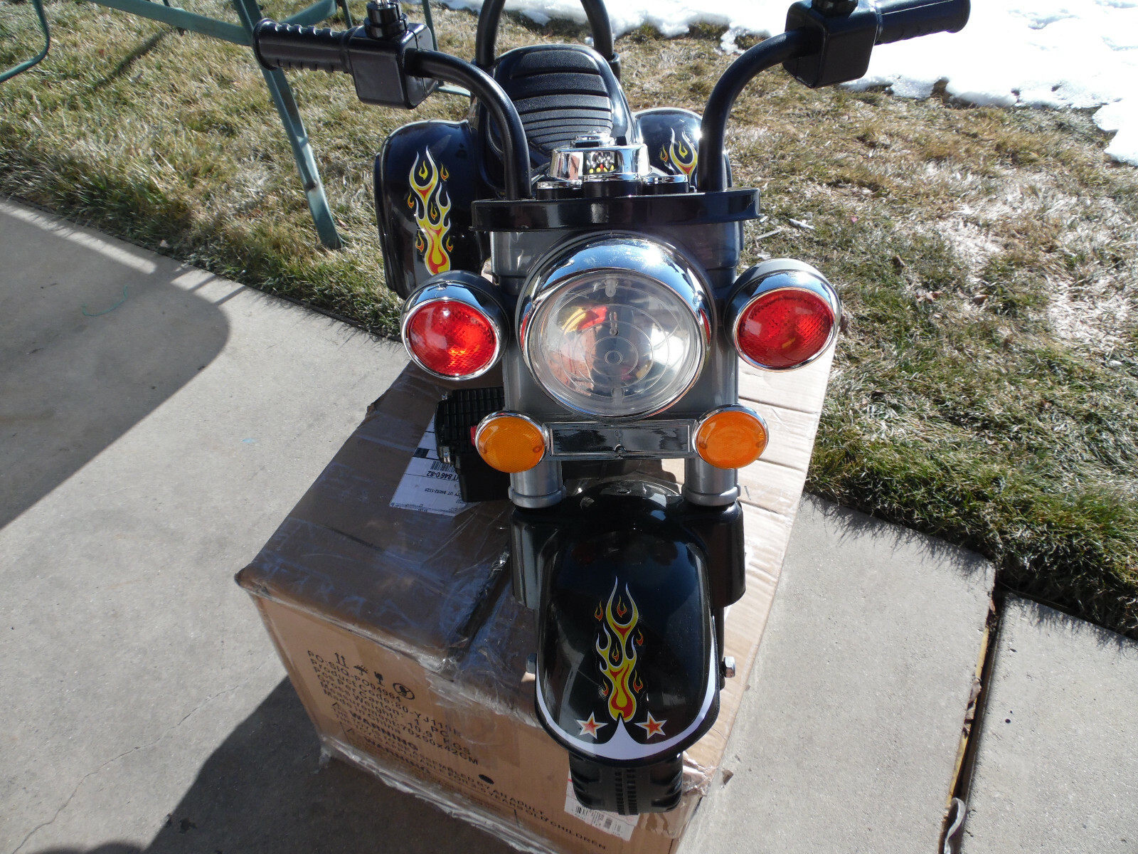 Black Lil’ Rider Battery Powered Three Wheeler Ride on Toy Ages 2-5 Yrs 3325