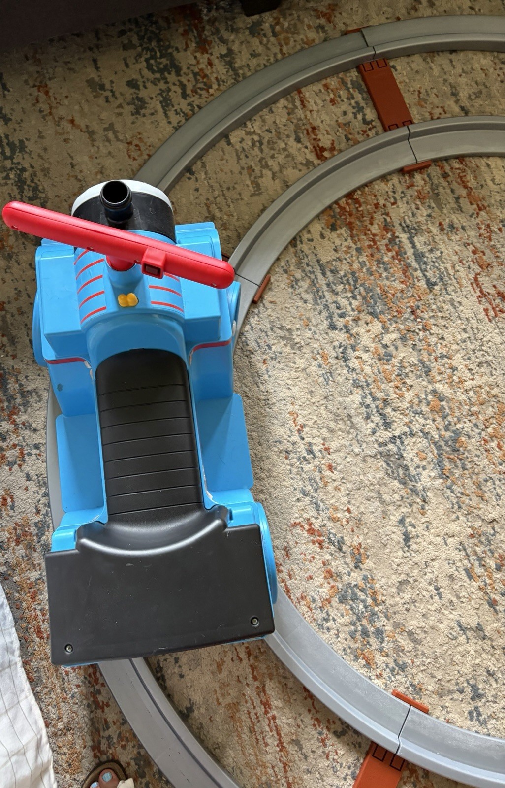 Fisher Price Power Wheels Ride-on Thomas & Friends Thomas the Train with Track