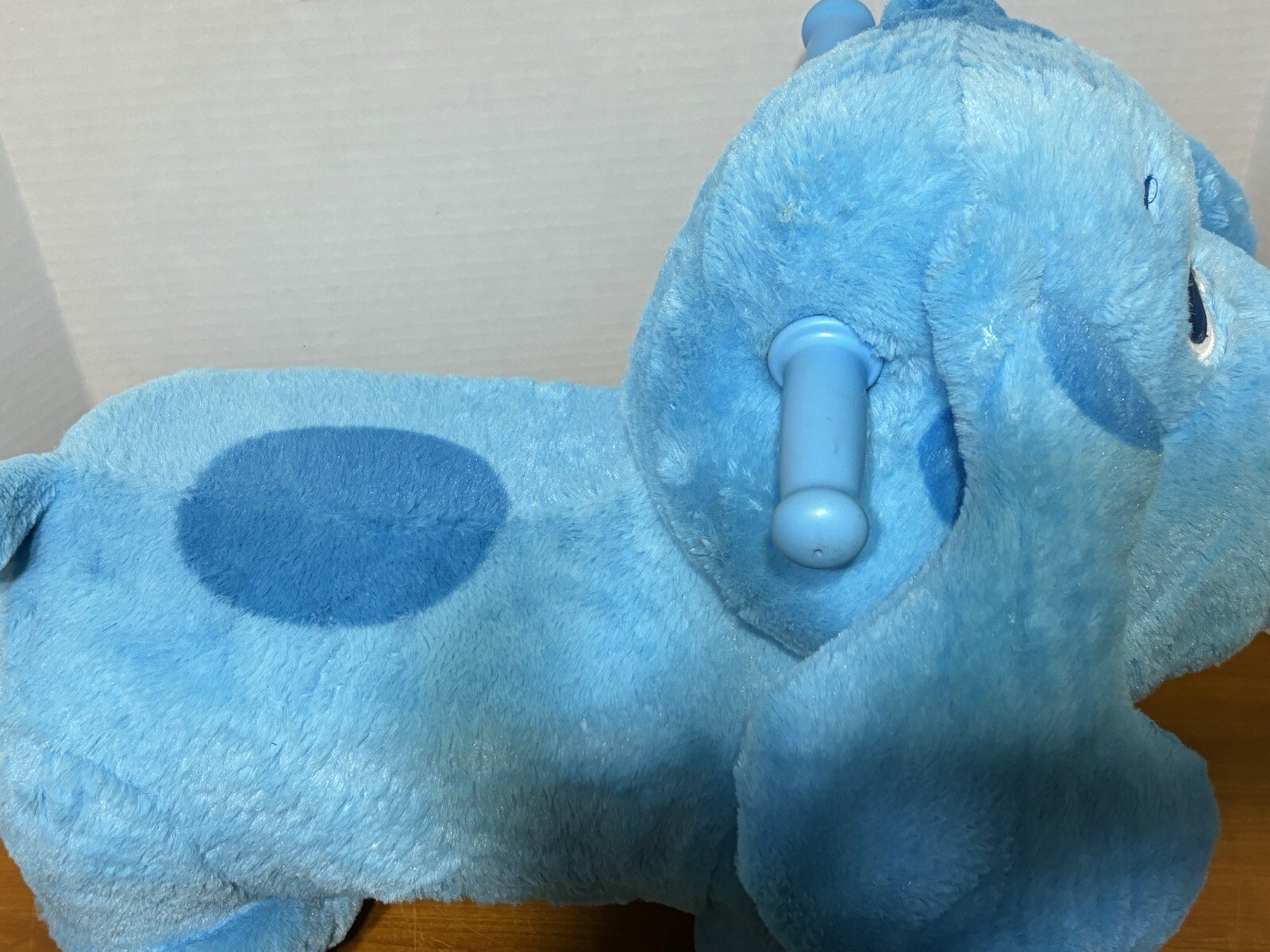Blue’s Clues Foot to Floor Interactive Ride-On Toy Plush Makes Noise
