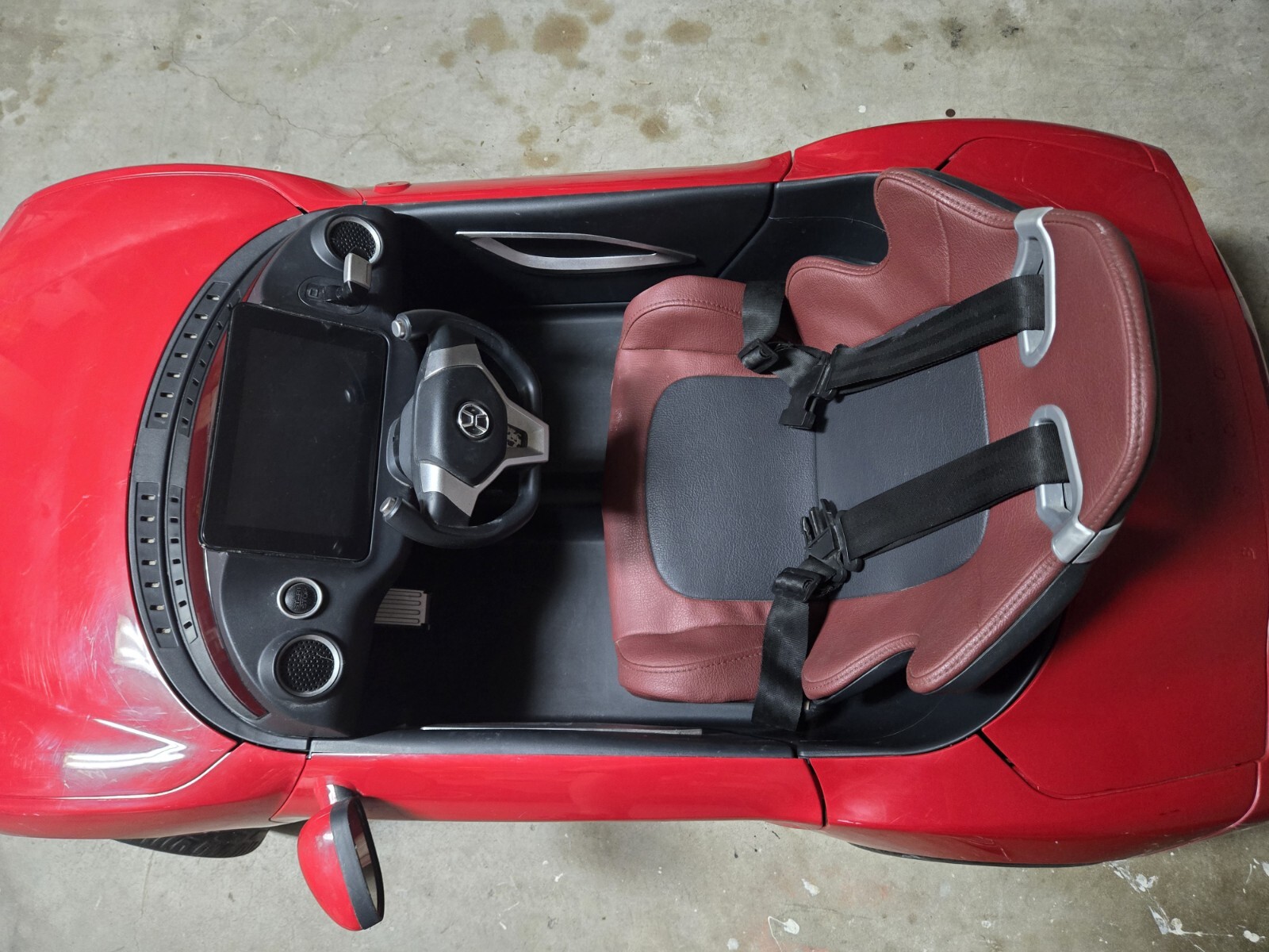 henes broon f8 24v Ride In Car One Seat With Remote