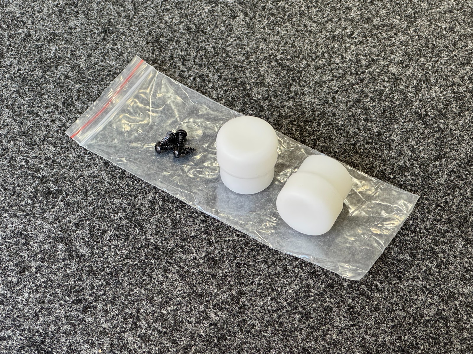 Brand New Plastic Tips for Stabilizing Posts on the Razor Crazy Cart Standard