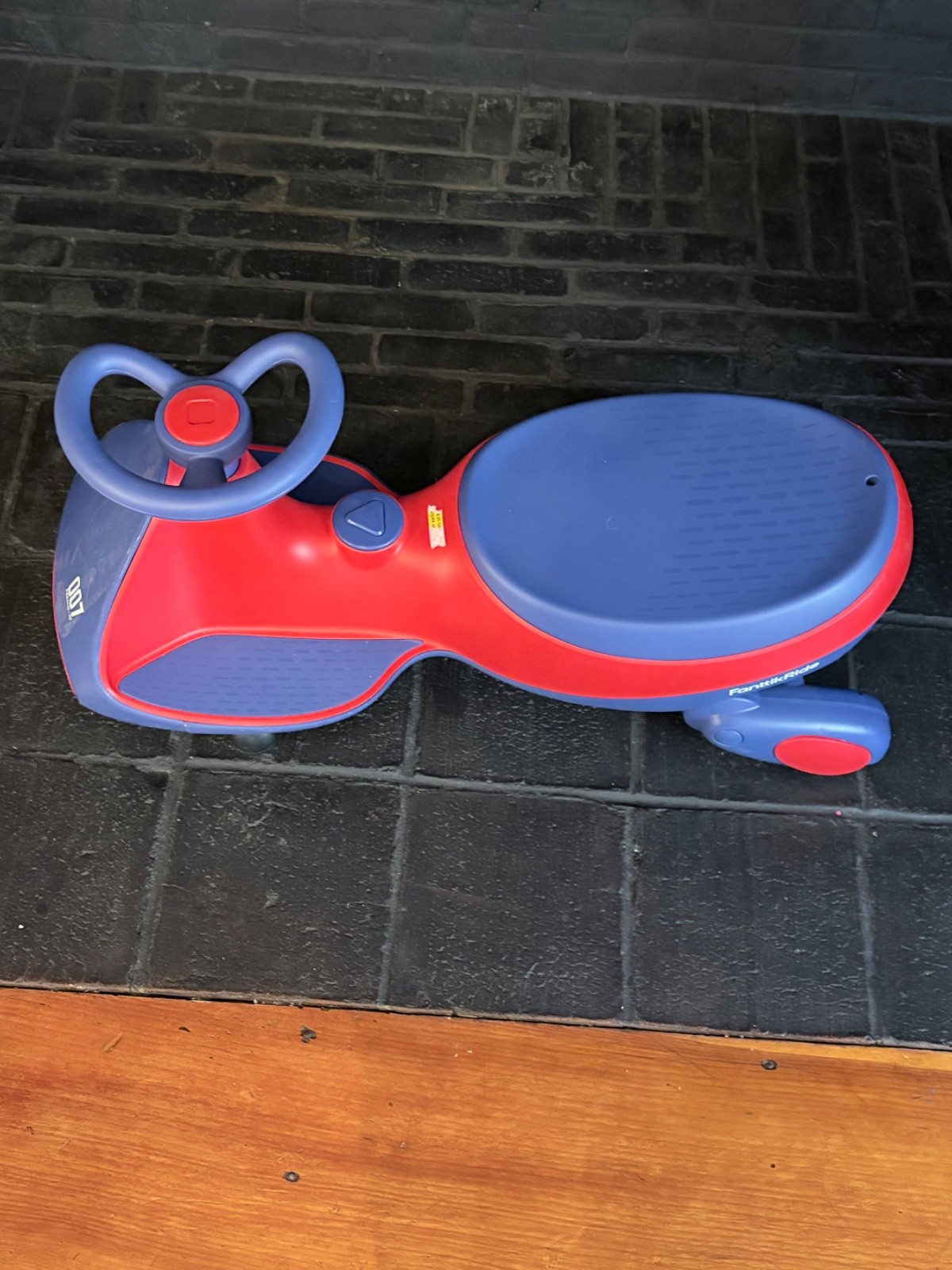 FanttikRide 12V N7 Pro Electric Wiggle Car