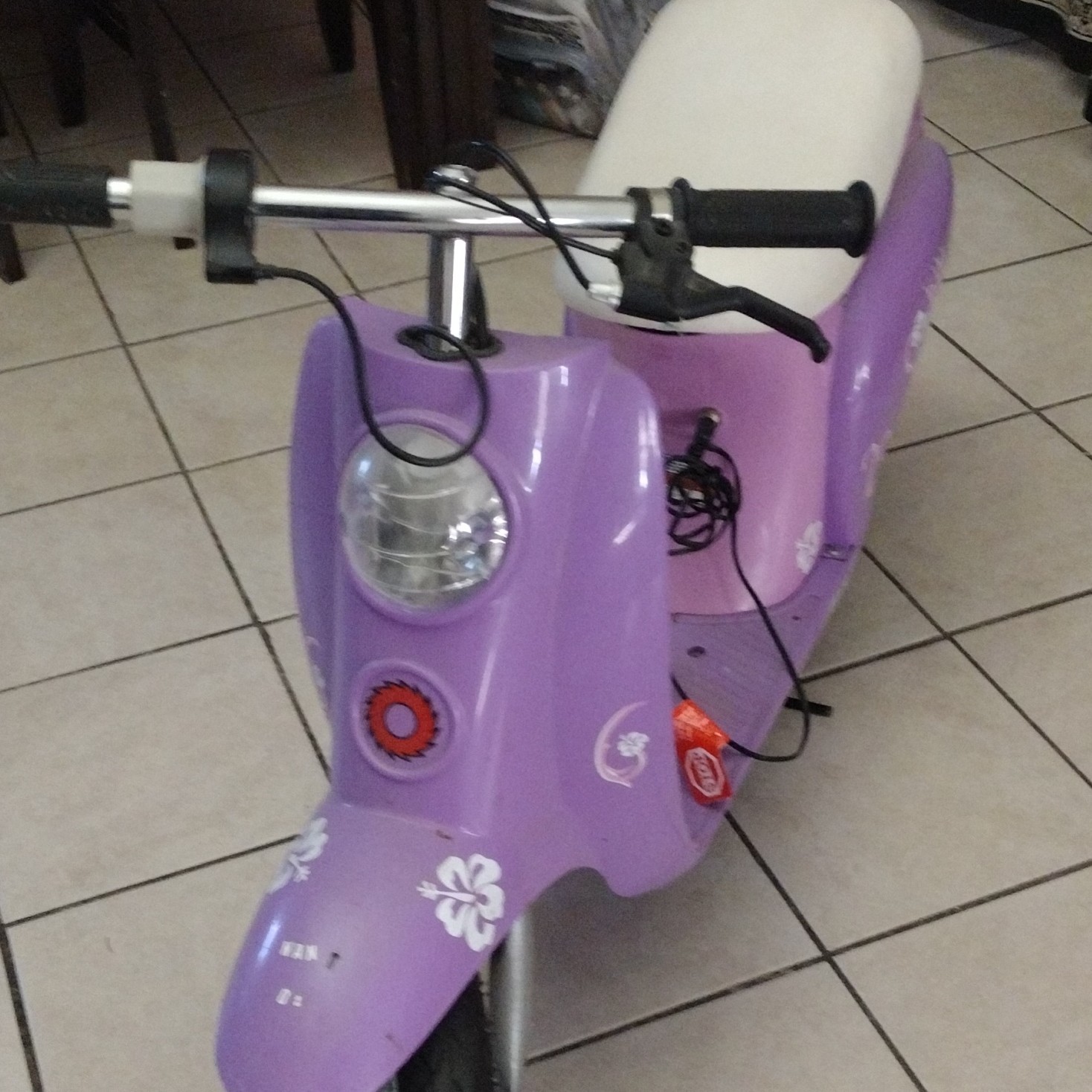 Razor Purple Battery Operated Ride-On Scooter 8-11 Years Flower Design