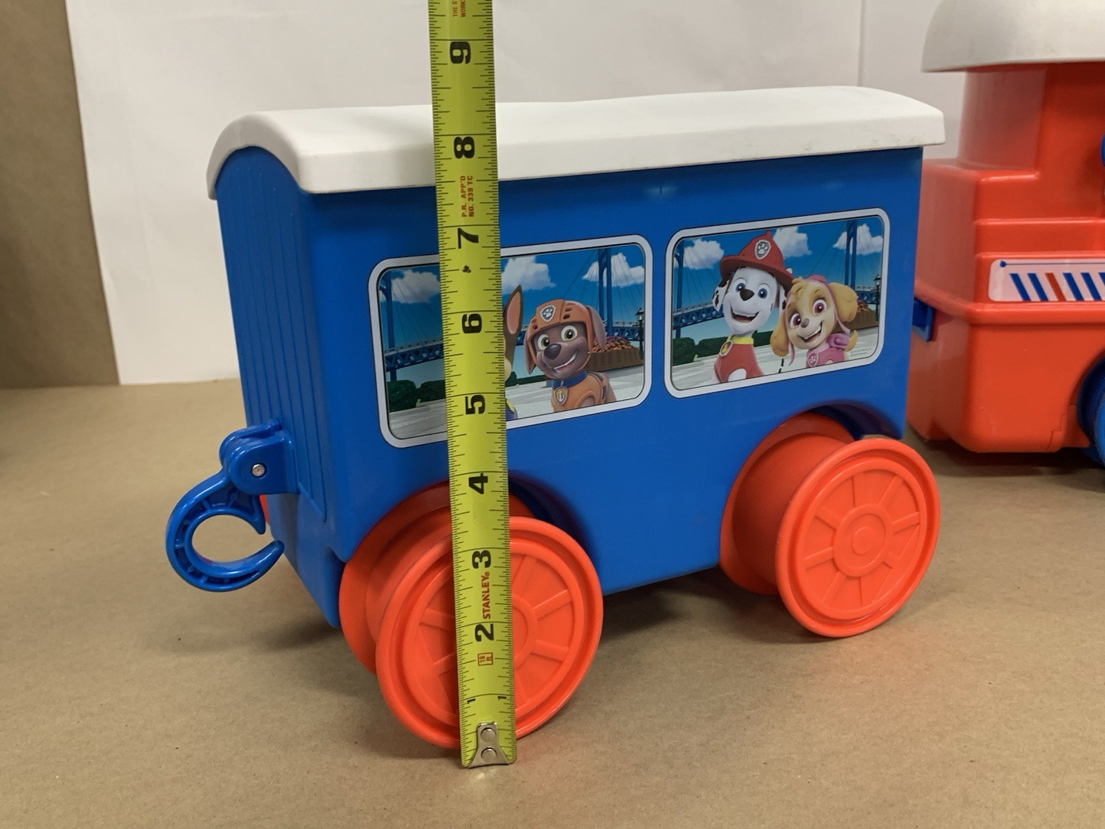 Retired Paw Patrol 6-Volt Powered Ride On Train Locomotive Caboose Tracks