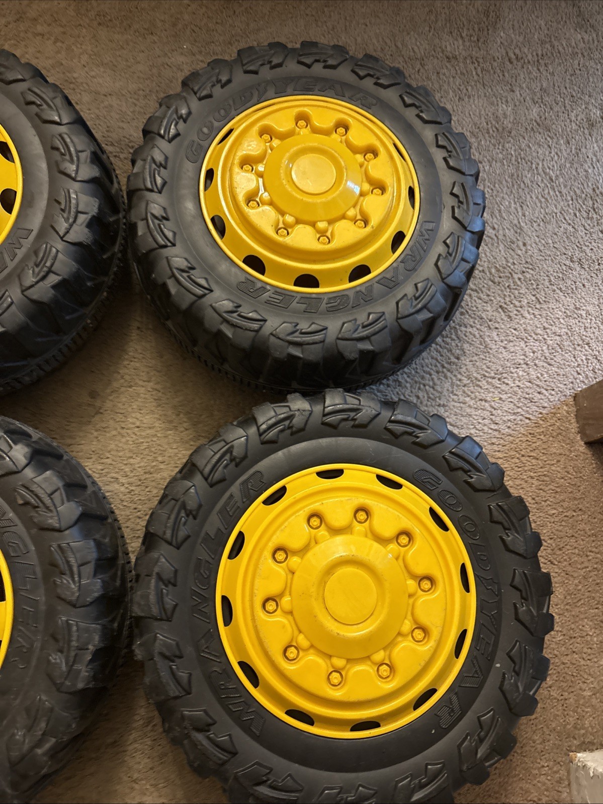 Toy Kids Ride On Car Wrangler GoodYear Jeep Excavator 4×4 Wheels & Hubcaps