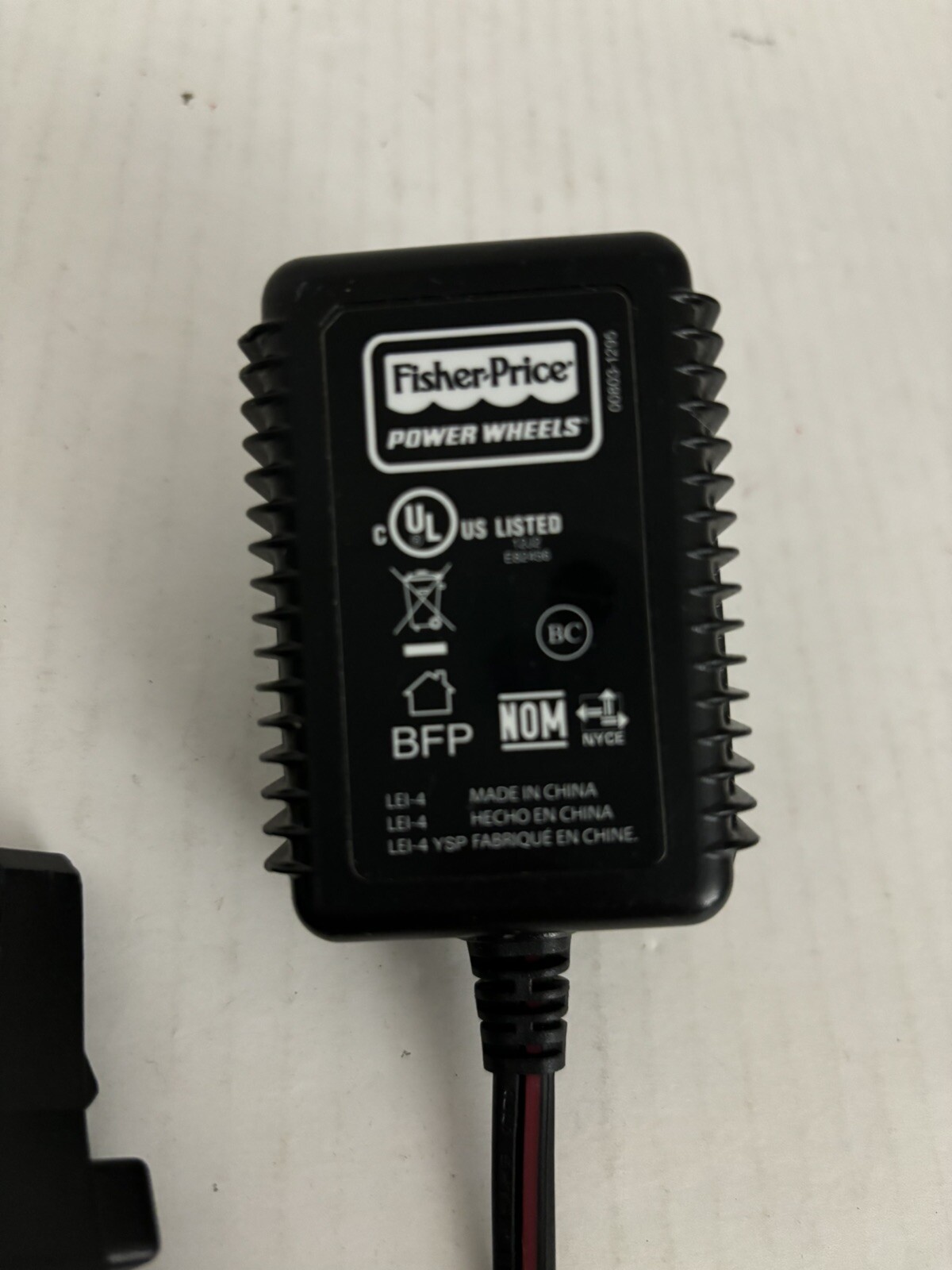 Fisher Price Power Wheels 00801-1778 Class 2 Battery Charger 12 Volt – Working!