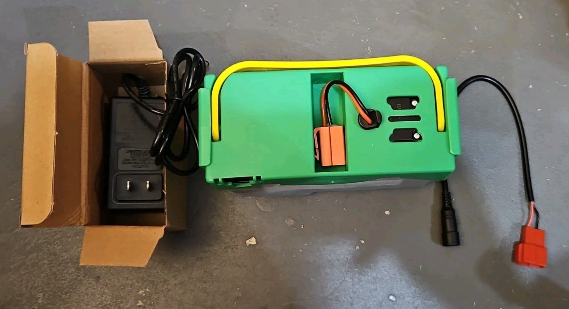 12V 7Ah Rechargeable Battery for Kids Ride-On Tractor & Trailer Vehicles