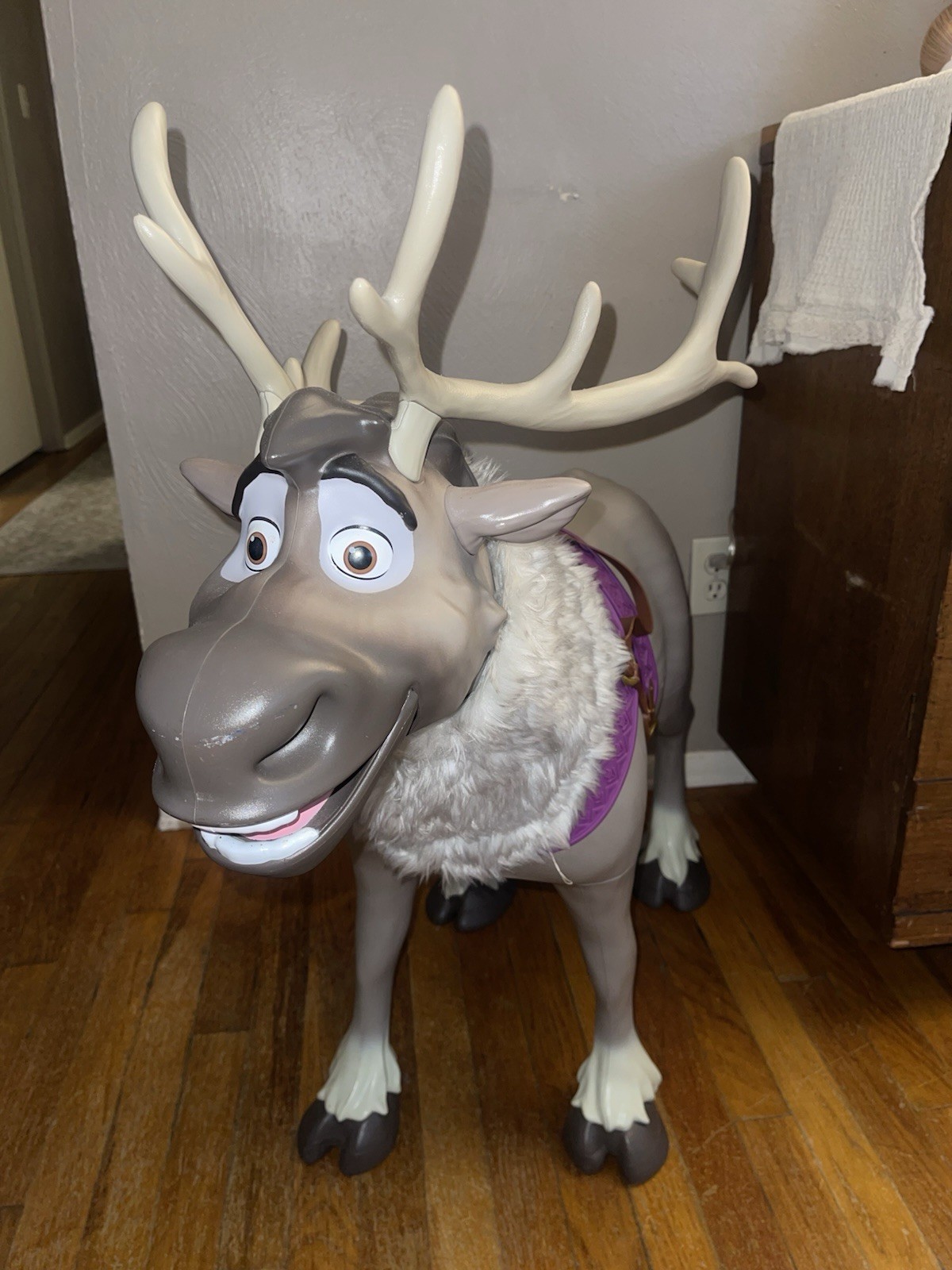SVEN Disney Frozen 2 Ride On Reindeer My Size Playdate Sounds Child Size