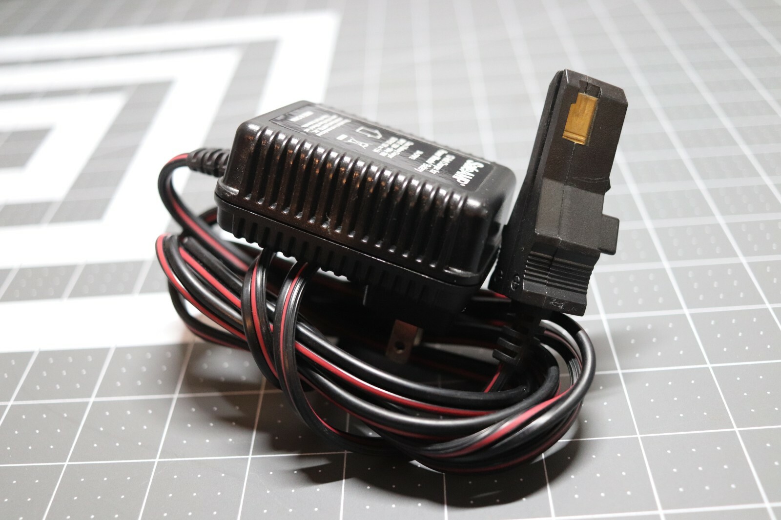 12V Charger for Power Wheels Gray Battery 12-Volt SafeAMP SA-CPW12
