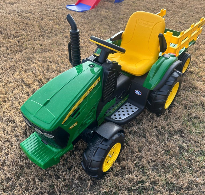 Kids Ride On John Deere Electric Battery Powered Tractor Trailer Childrens Car