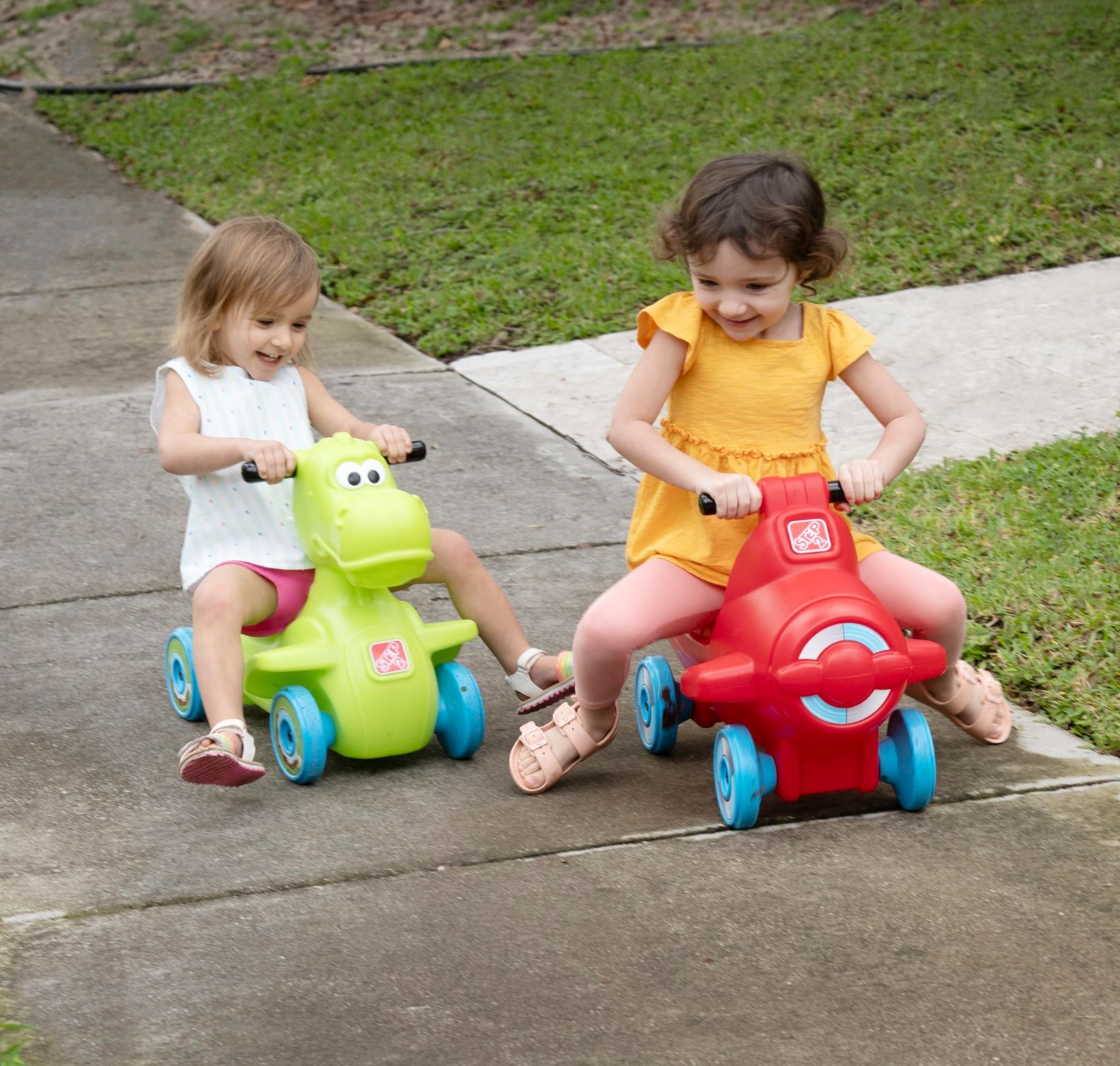 Kids Push Car Ride-On Toy, Foot Powered 4-Wheel Balance Trainer, Durable Plastic