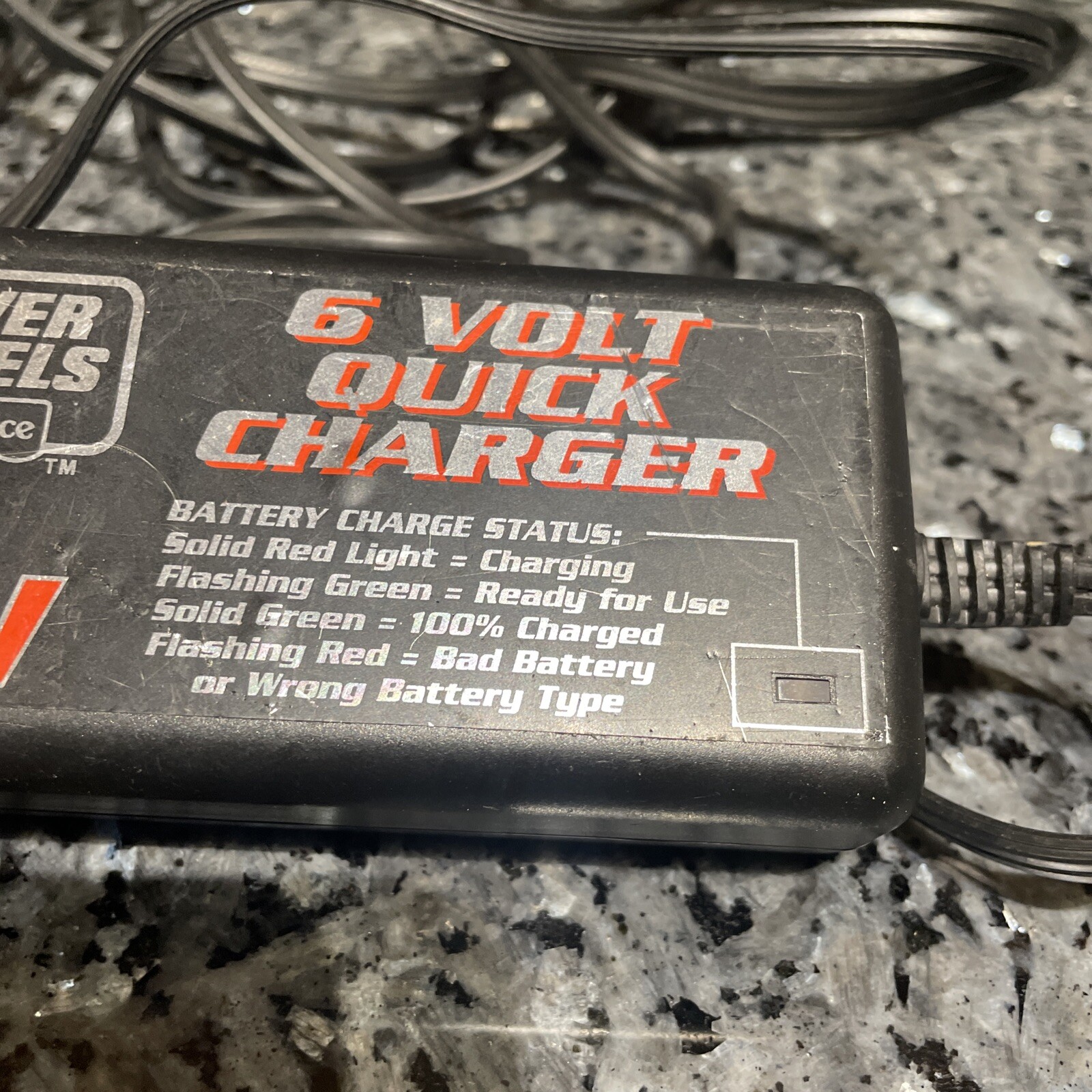 POWER WHEELS FISHER PRICE 6 VOLT QUICK BATTERY 6V 2.5A FAST CHARGER 00801-1484