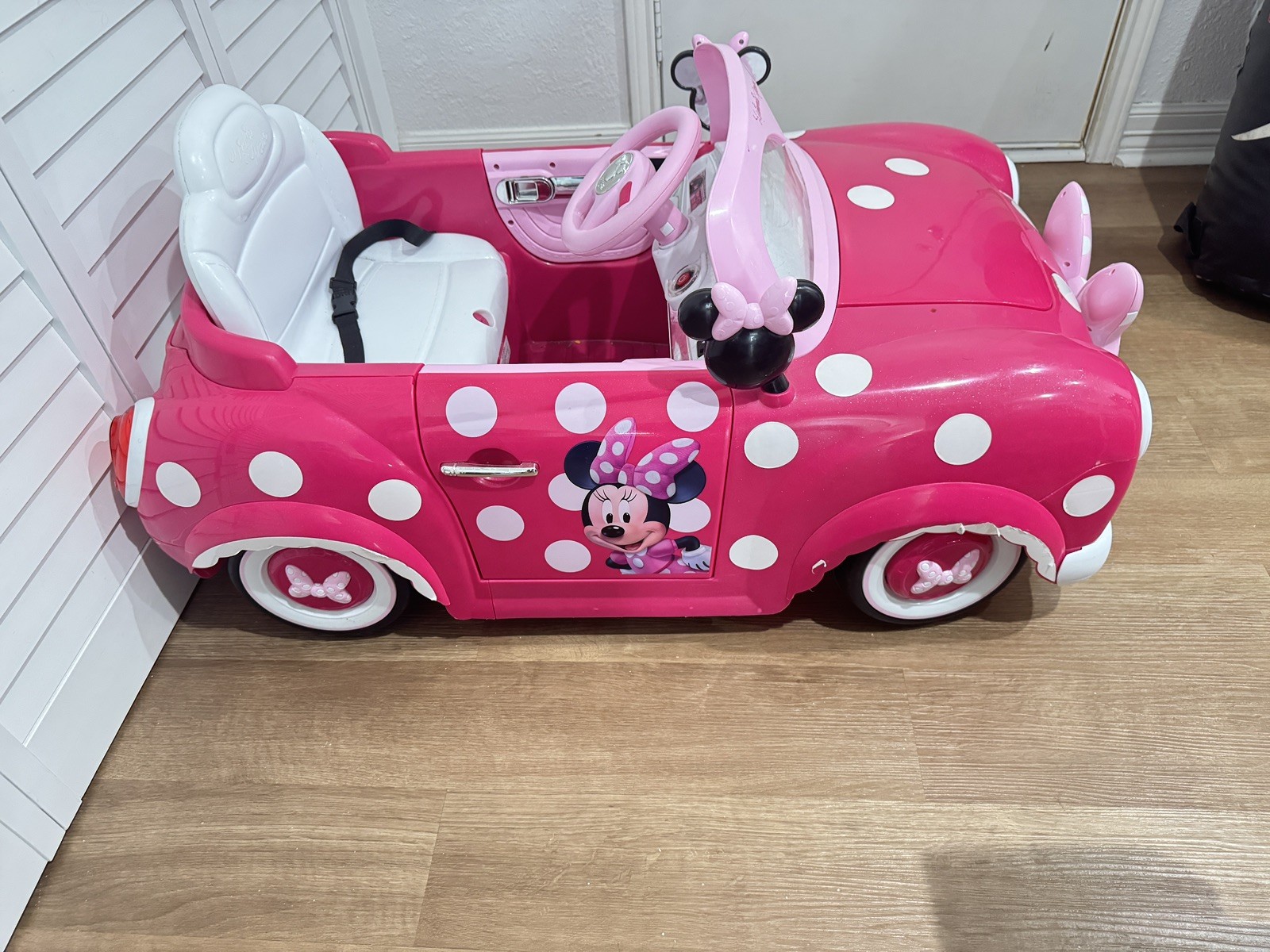 Pink Minnie Convertible Car Kids Ride-On Electric Girls Toy Working Headlights