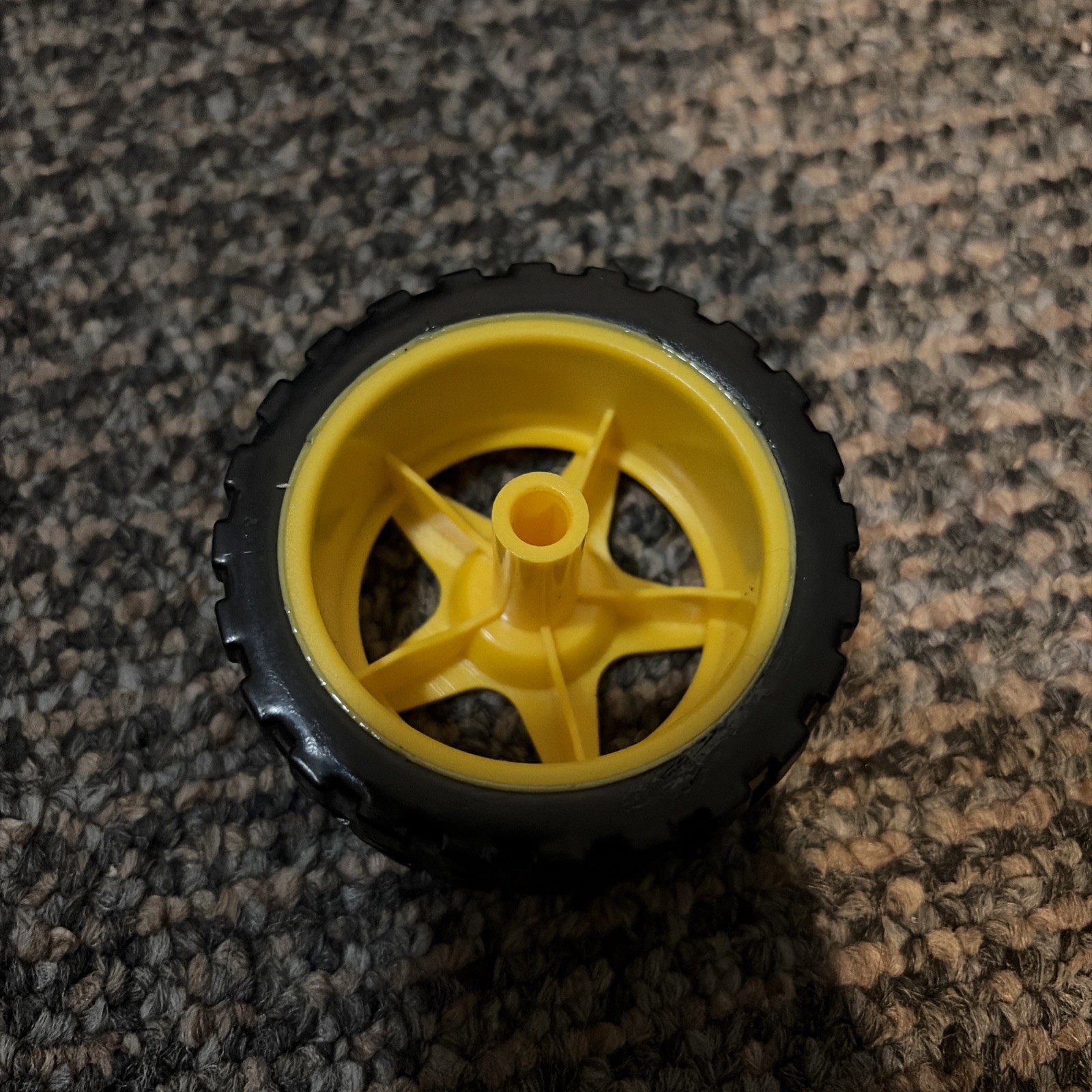 2Pcs Smart Car Robot Plastic Tire Wheel with DC 3-6V Gear Motor for Robot 65 * 2
