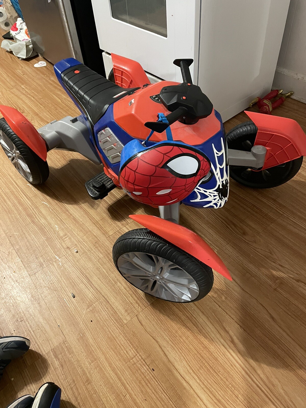 Spiderman ride on motorcycle forboys ages2-5