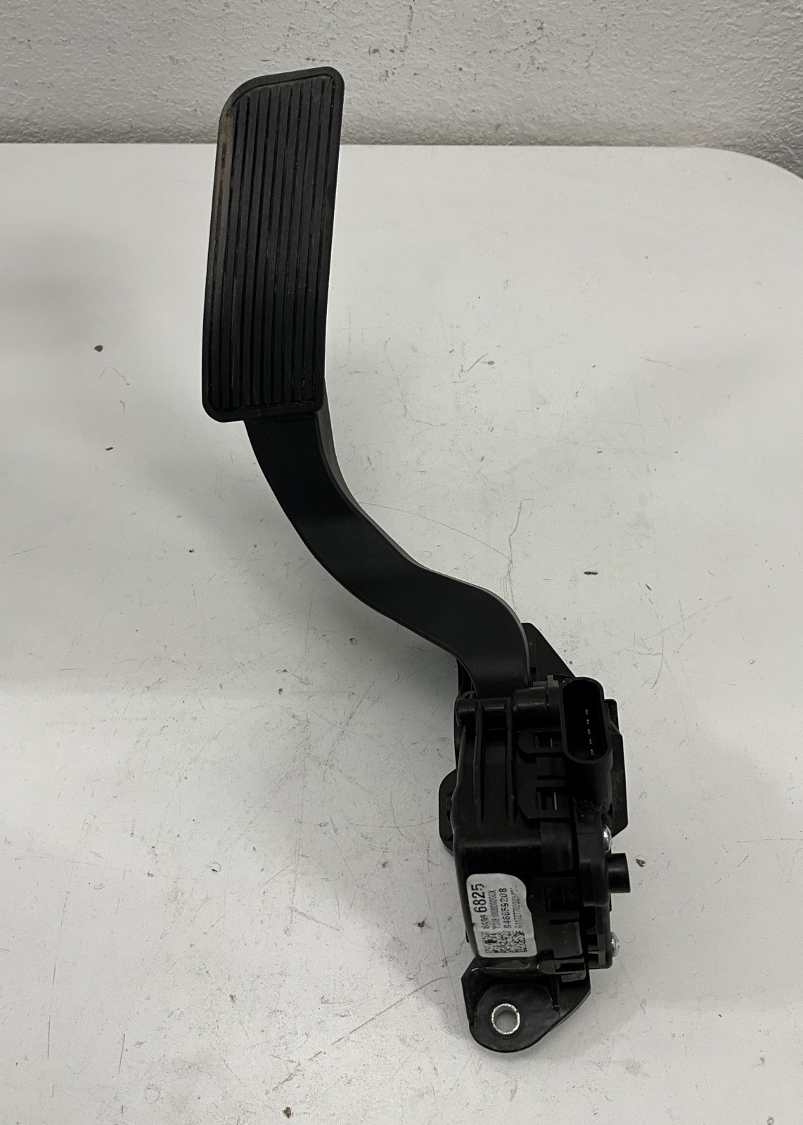2016 Nissan Maxima Accelerator Gas Pedal with Sensor OEM