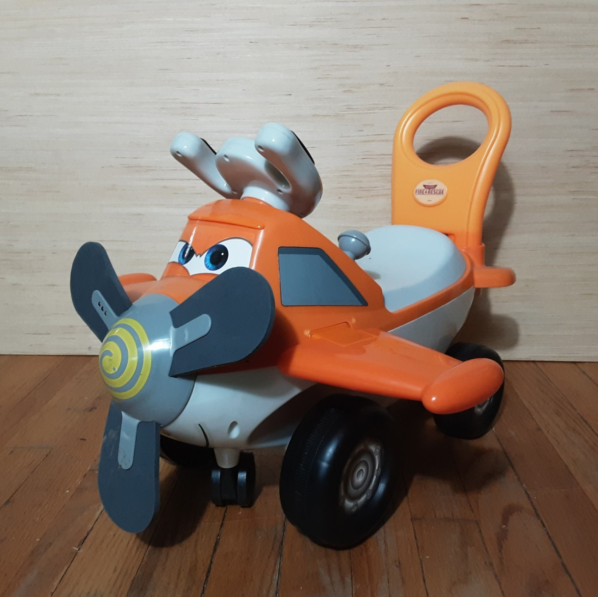 Kiddieland Disney Planes Fire & Rescue Ride On Toy Dusty Crophopper Works