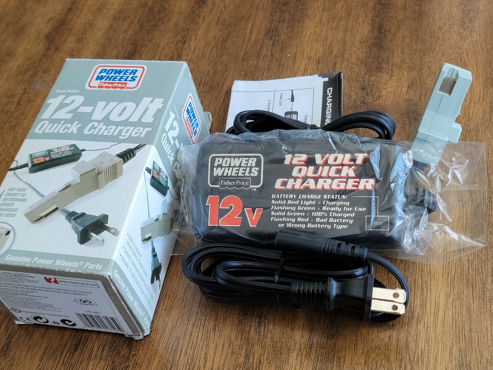 Fisher Price Power Wheels 12-Volt Battery Quick Charger Adapter 12V 2.5A Genuine