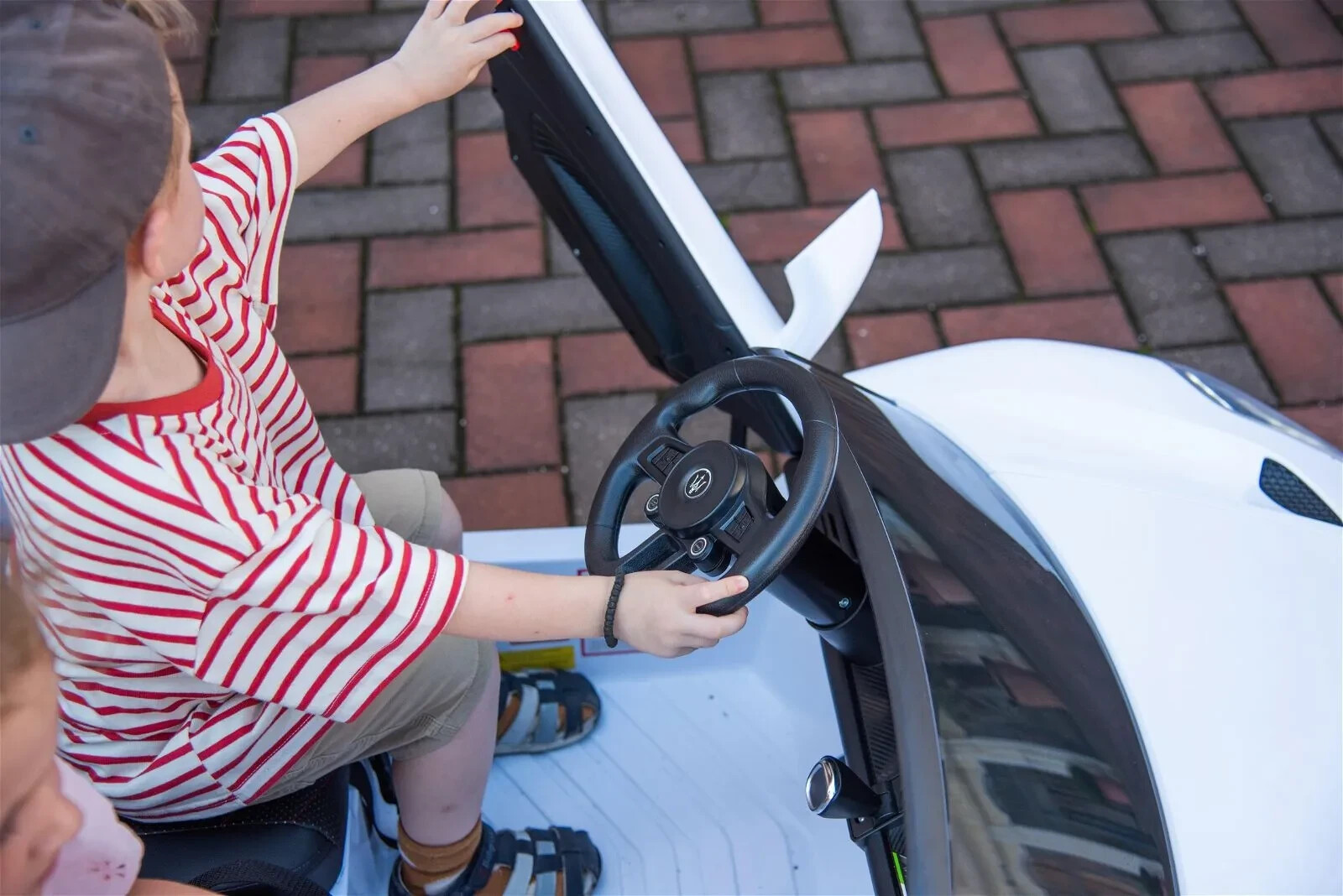 Freddo 4×4 Maserati MC20 2 Seater Ride on Car for Kids (White)