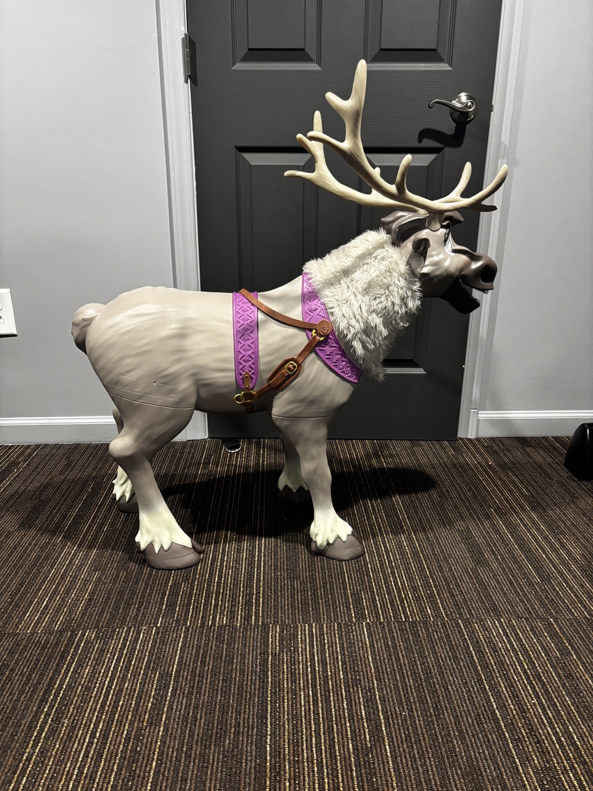 Disney Frozen 2 Playdate Ride-On Sven Reindeer Child Size Toy makes Sounds
