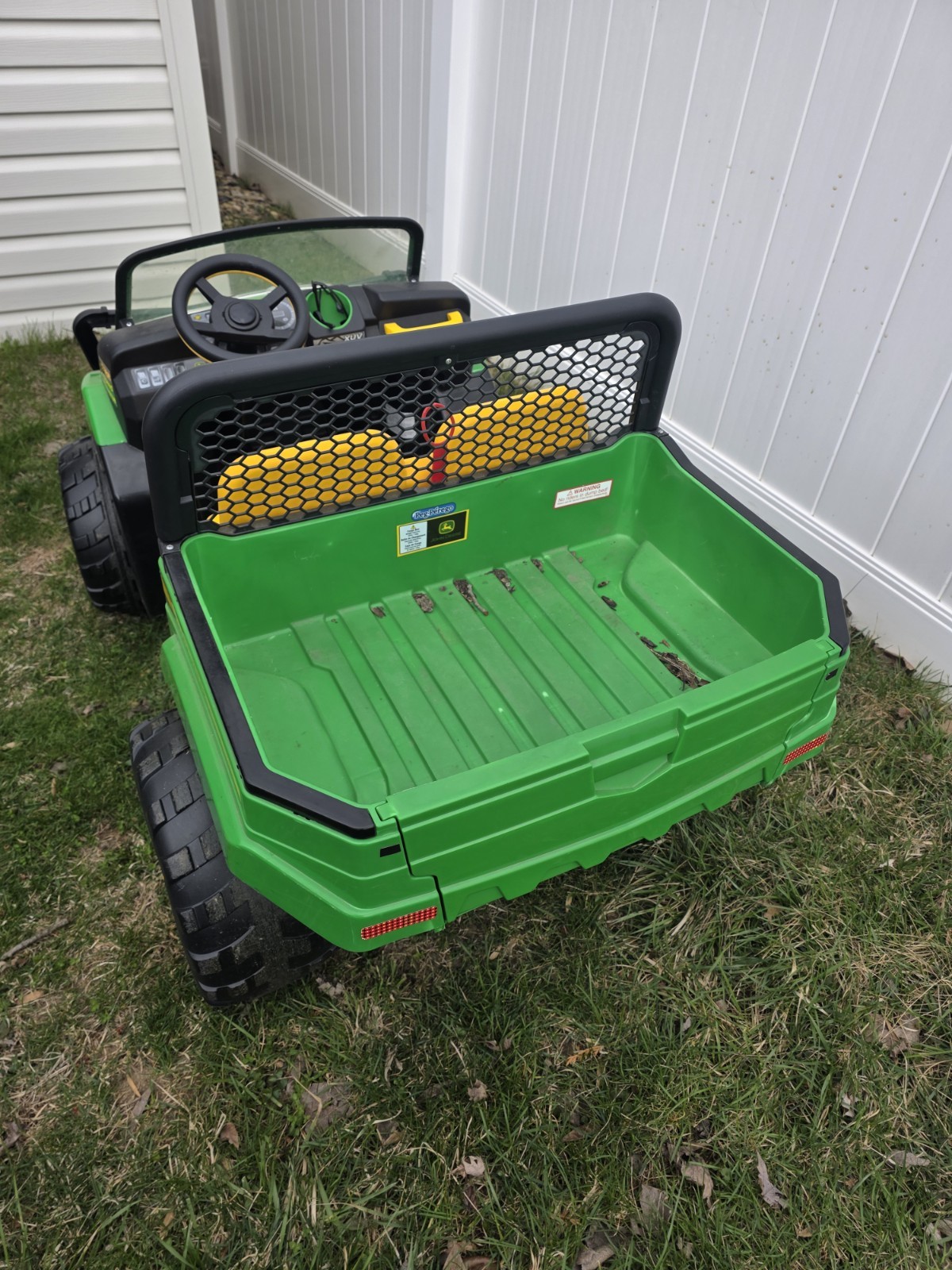 John Deere 12 volt Green & Yellow Battery Operated Ride-On Toy Vehicle