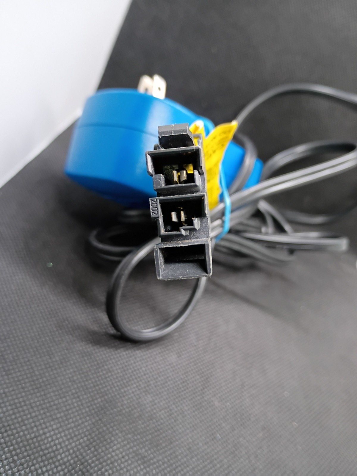 Genuine Peg-Perego 12V DC Class 2 Battery Charger Model 25200030