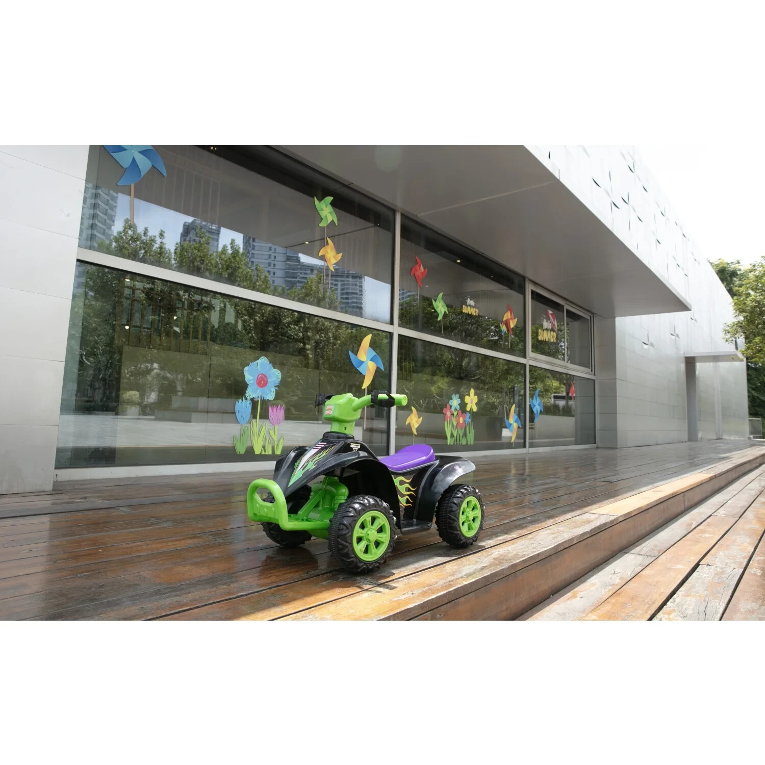 Grave Digger Monster Truck 6V Battery-Powered Quad, Ages 1.5+