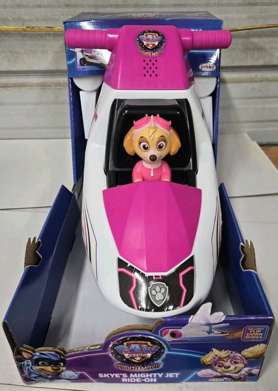 Paw Patrol Ride On – Skye’s Mighty Jet RideOn with Music & Sounds