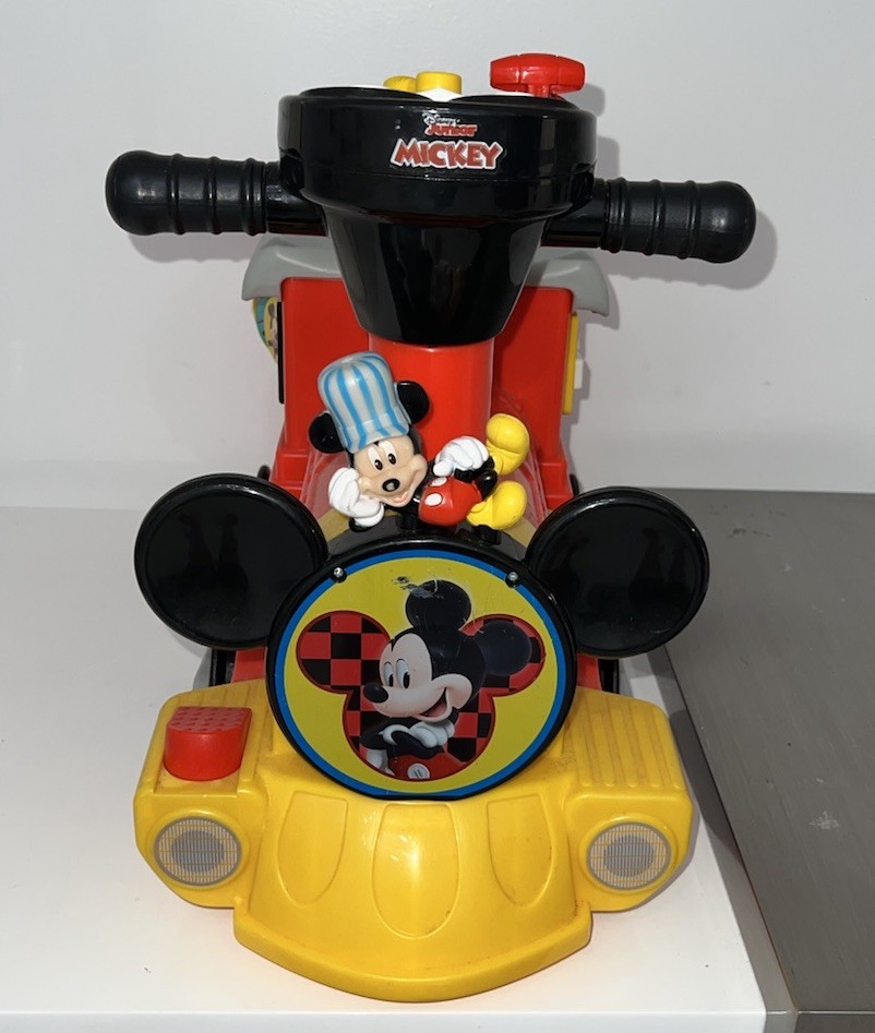 (5/N)Kiddieland Disney Mickey Mouse Battery Powered Ride-On Train Power Wheels