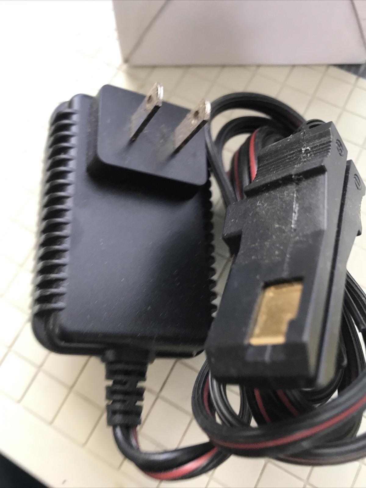 SafeAmp SafeAMP 12-Volt Charger for Power Wheels Rd