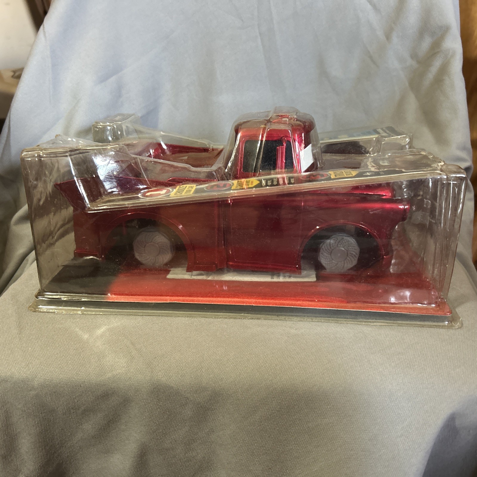 Disney Pixar Cars 2 RIDEMAKERZ, TOYS R US only. VERY RARE