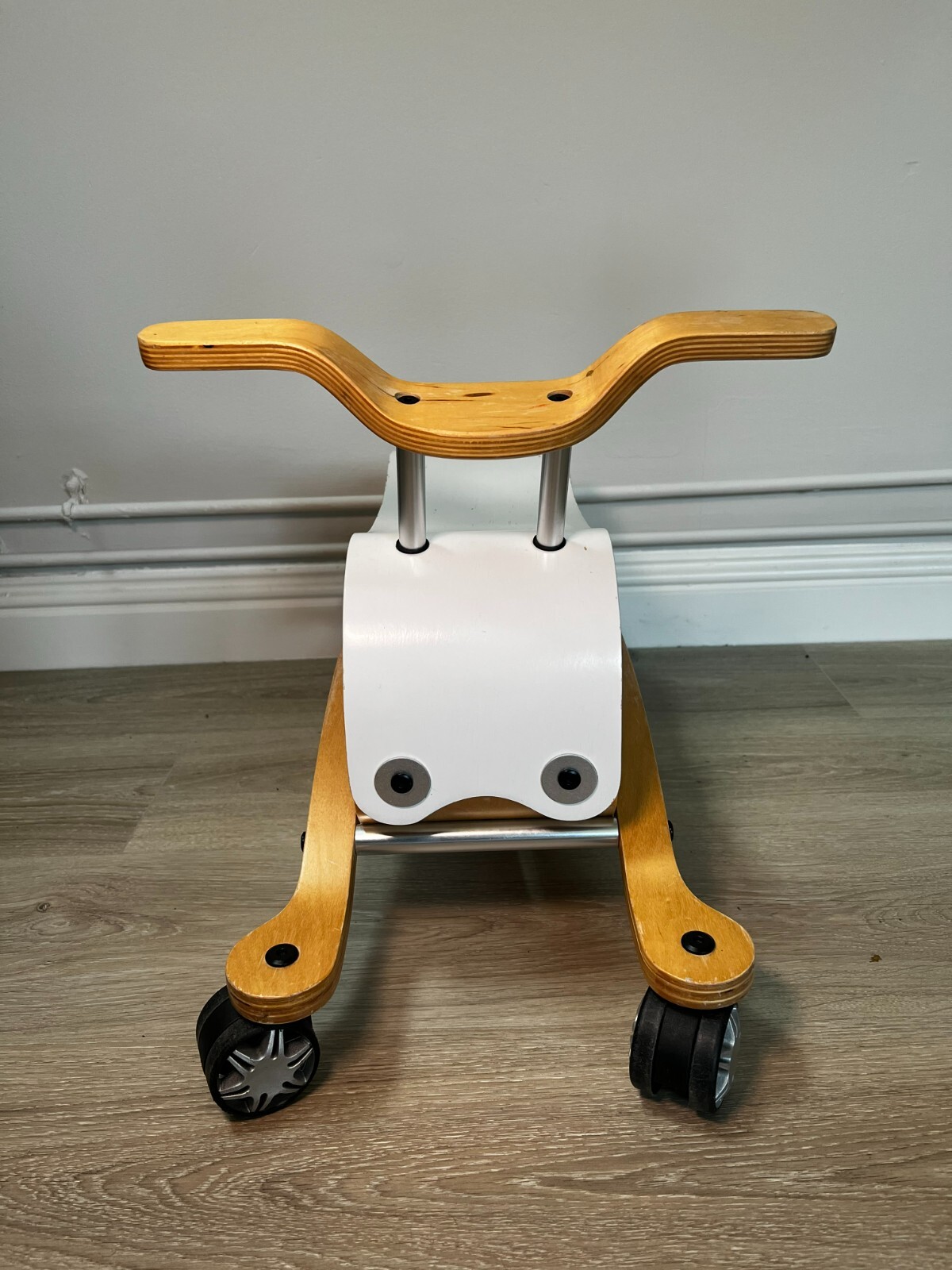 Wishbone Flip 2 in 1 Rock & Roll Ride-On