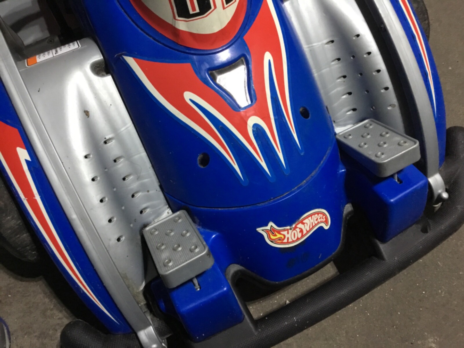 Rare / Vintage Hot Wheels Rally Kart 12v