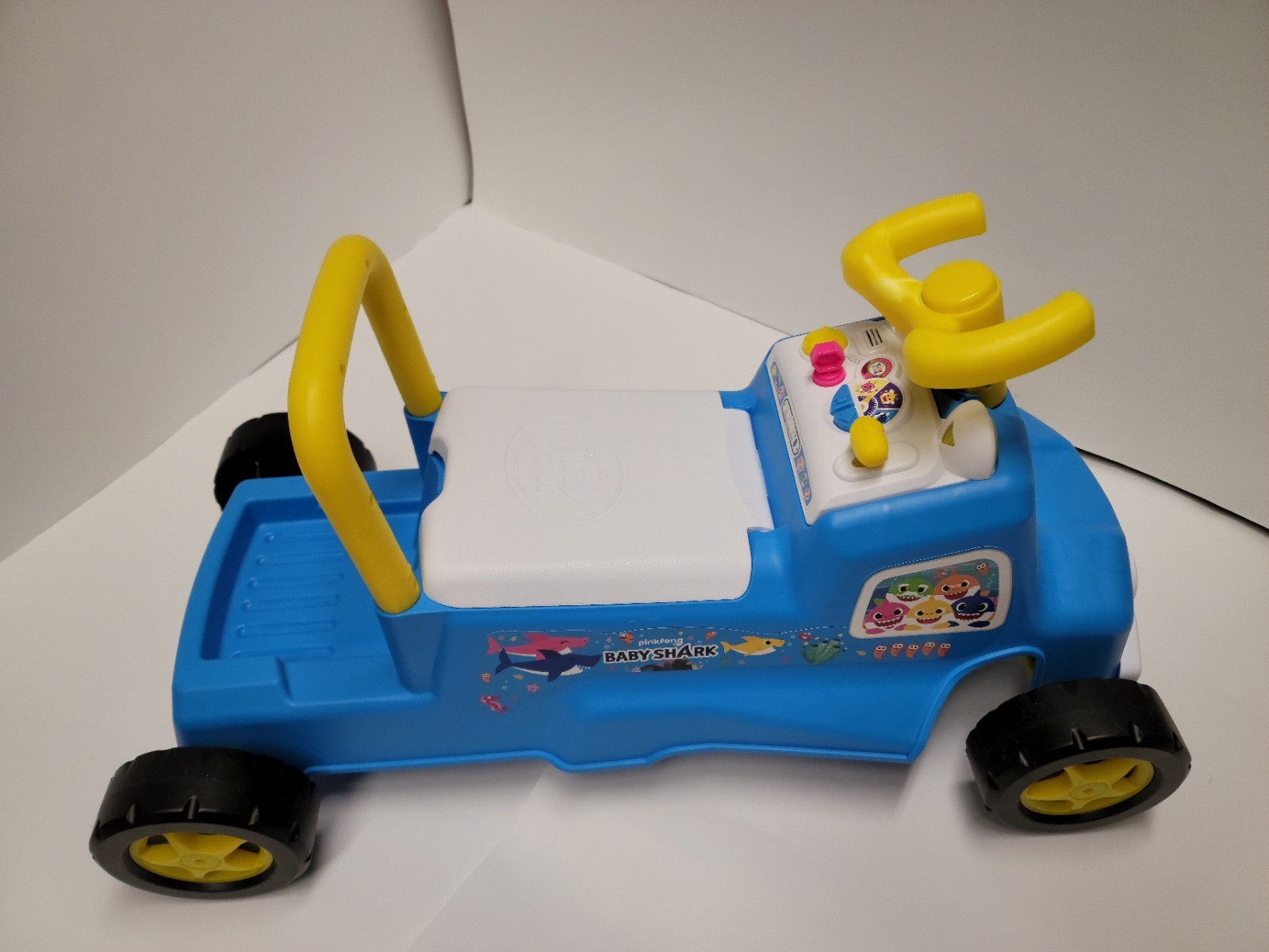 Baby Shark Ride And Scoot Car