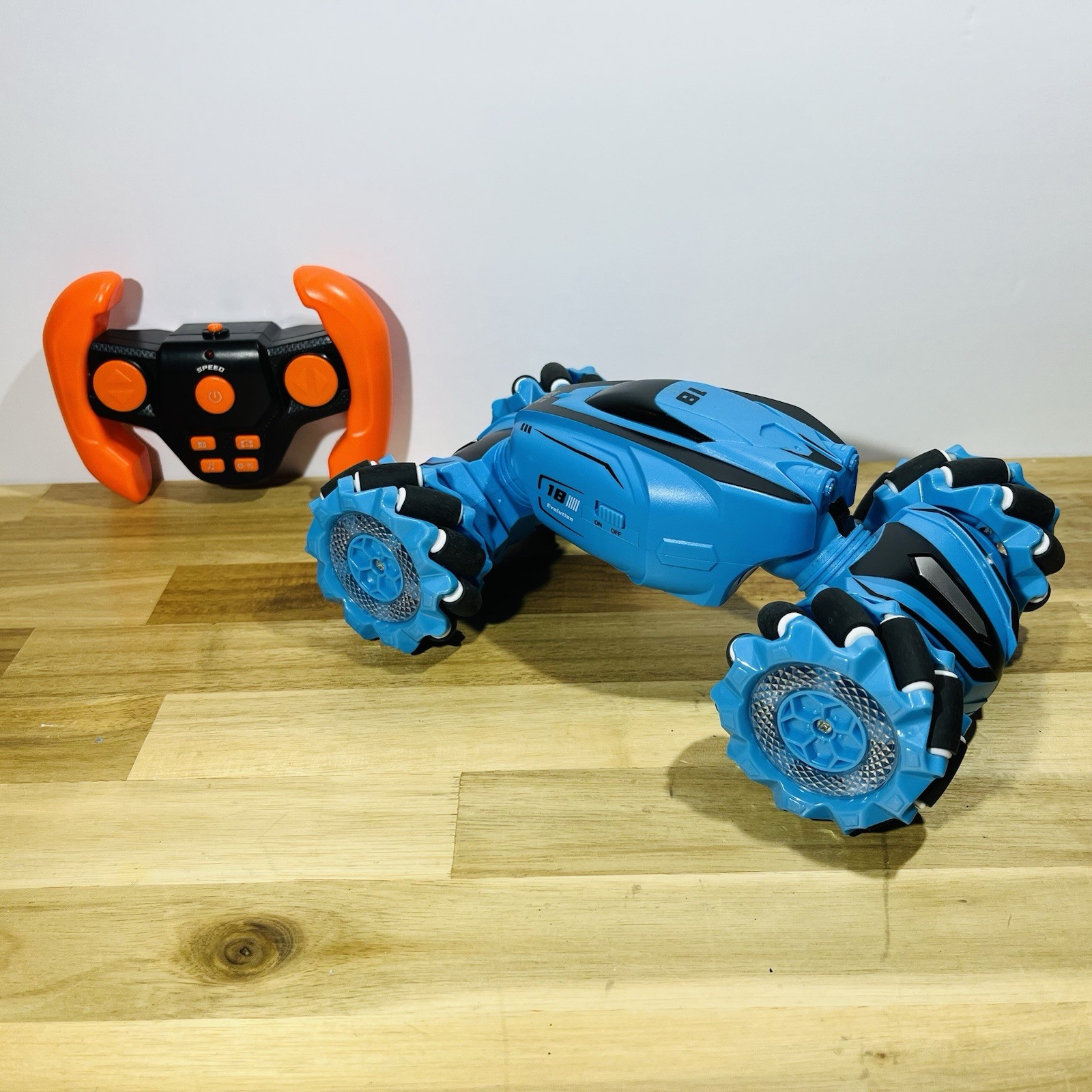 Cool 1:18 Stunt Twistable Car for Kids with Remote Control All Direction Wheels
