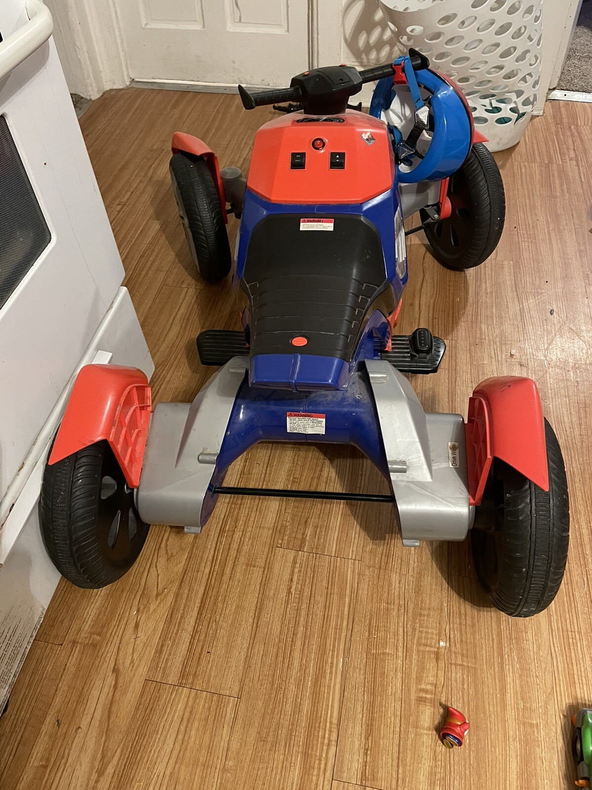 Spiderman ride on motorcycle forboys ages2-5