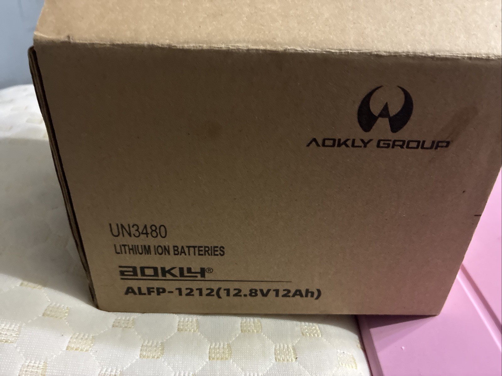 12.8 Volt 12ahLiFePO4 Rechargeable Battery