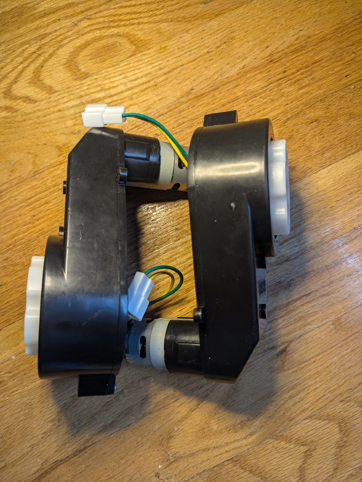TONGAN ELECTRIC MOTOR GEAR BOX (12 V/ 40000 RPM) RIGHT/LEFT BOTH
