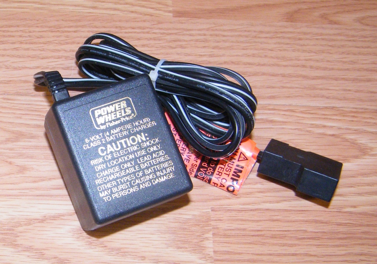 Fisher Price (040135) Power Wheels 6V 400mA 6W 60Hz AC Power Supply (00801-0976)
