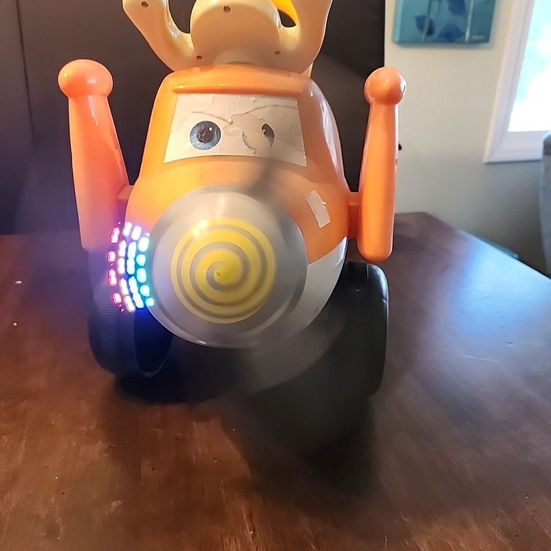 Kiddieland Disney Planes Fire & Rescue Ride On Toy Dusty Crophopper Toddler