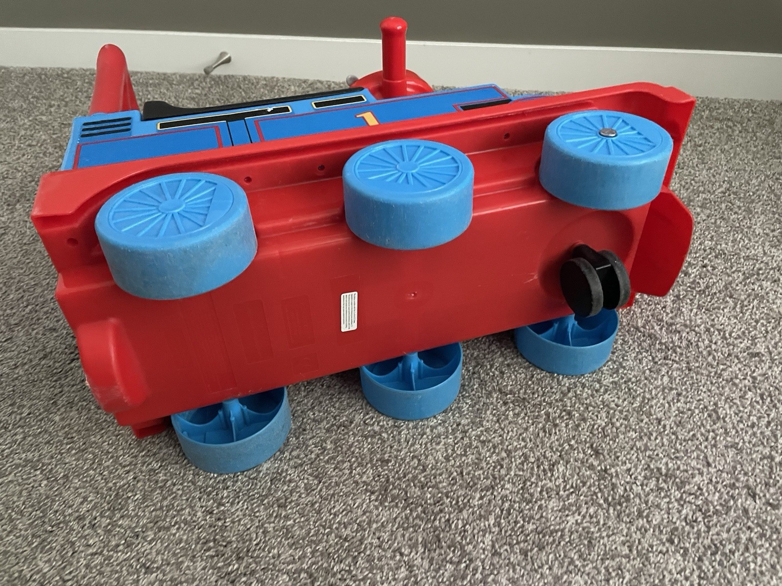 Kiddie land Thomas The Train Tank Engine Activity Ride On Lights Sounds