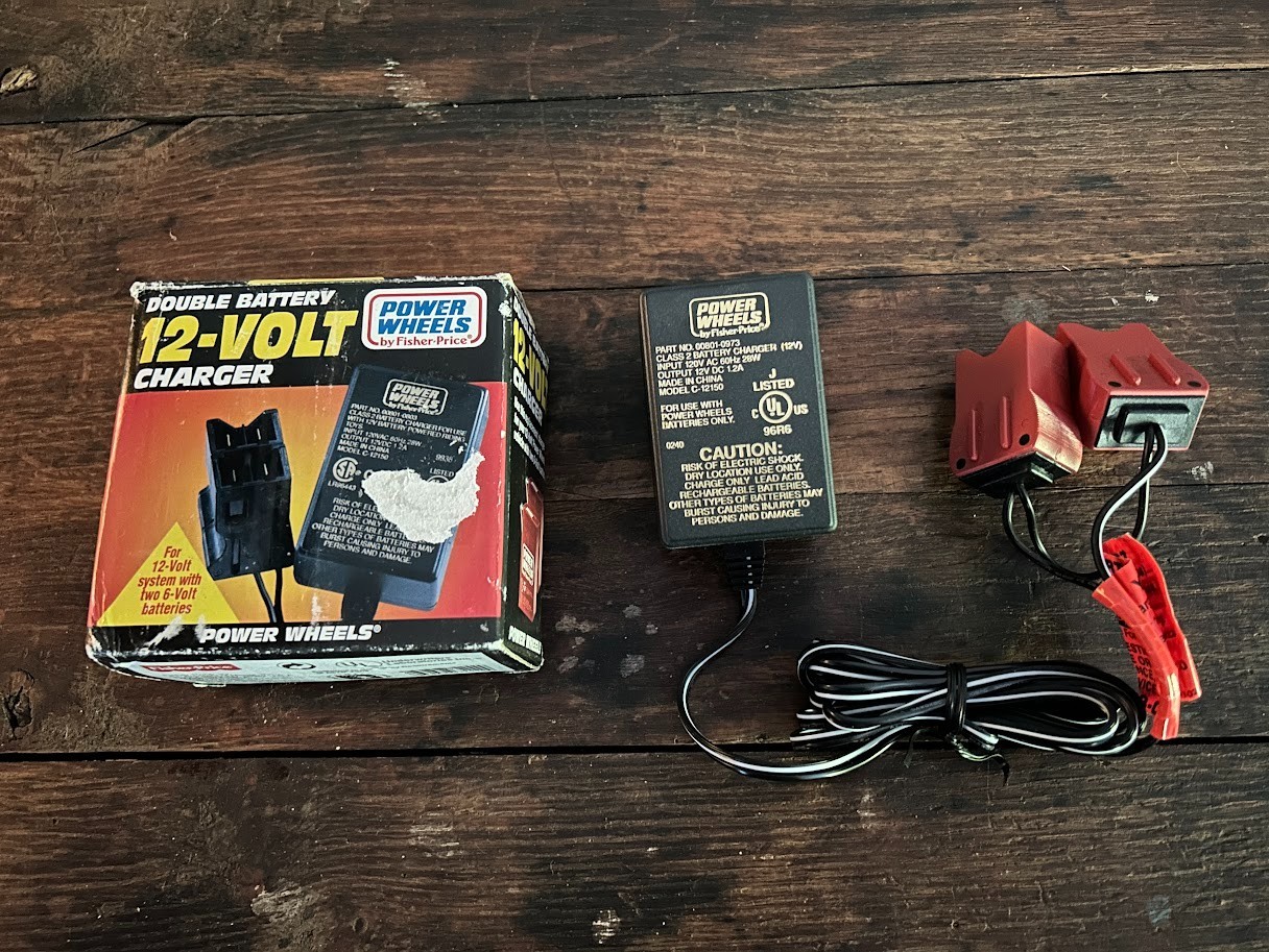 New Power Wheels Double 6-Volt Battery Charger 12-Volt Charger 00801-0973