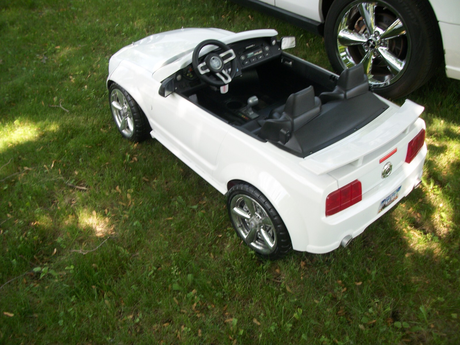 Barbie Power Wheels ride-on 12 volt, 2 speed w/ reverse
